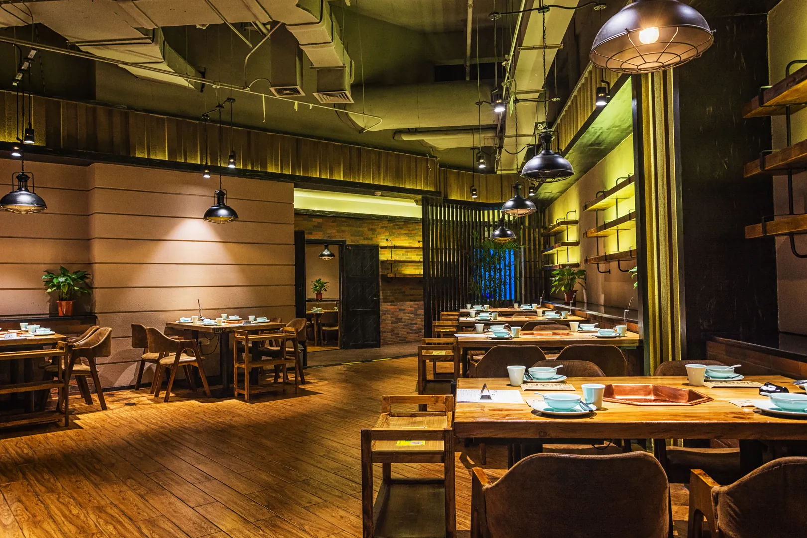Interior del restaurante La Brasa Urbana